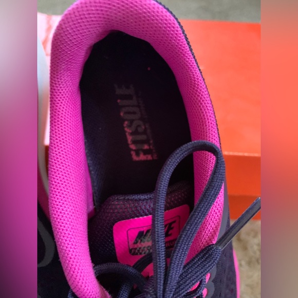 Nike Free Run - Picture 7 of 9